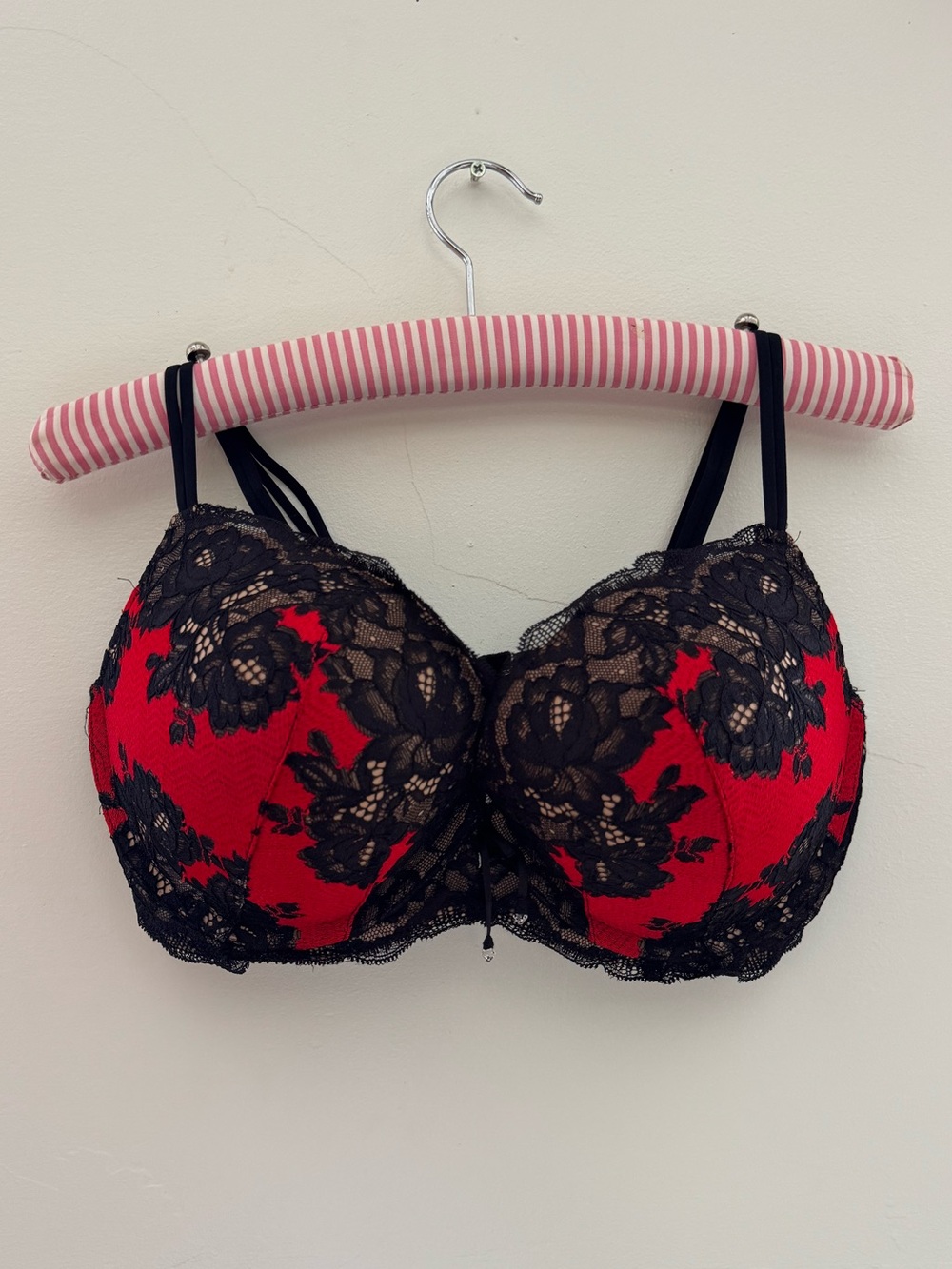 Red Lace Overlay Push-Up Bra with Black Floral Lace